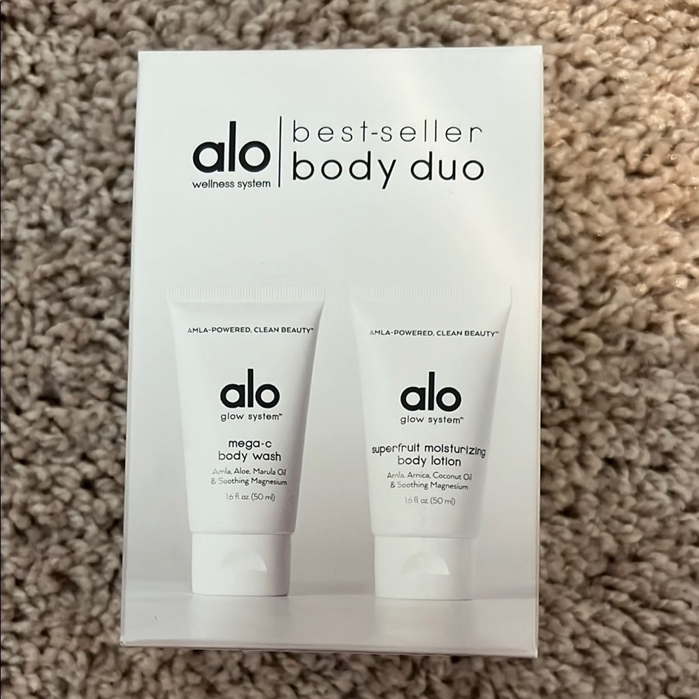 ALO Yoga White Body Wash Duo Set